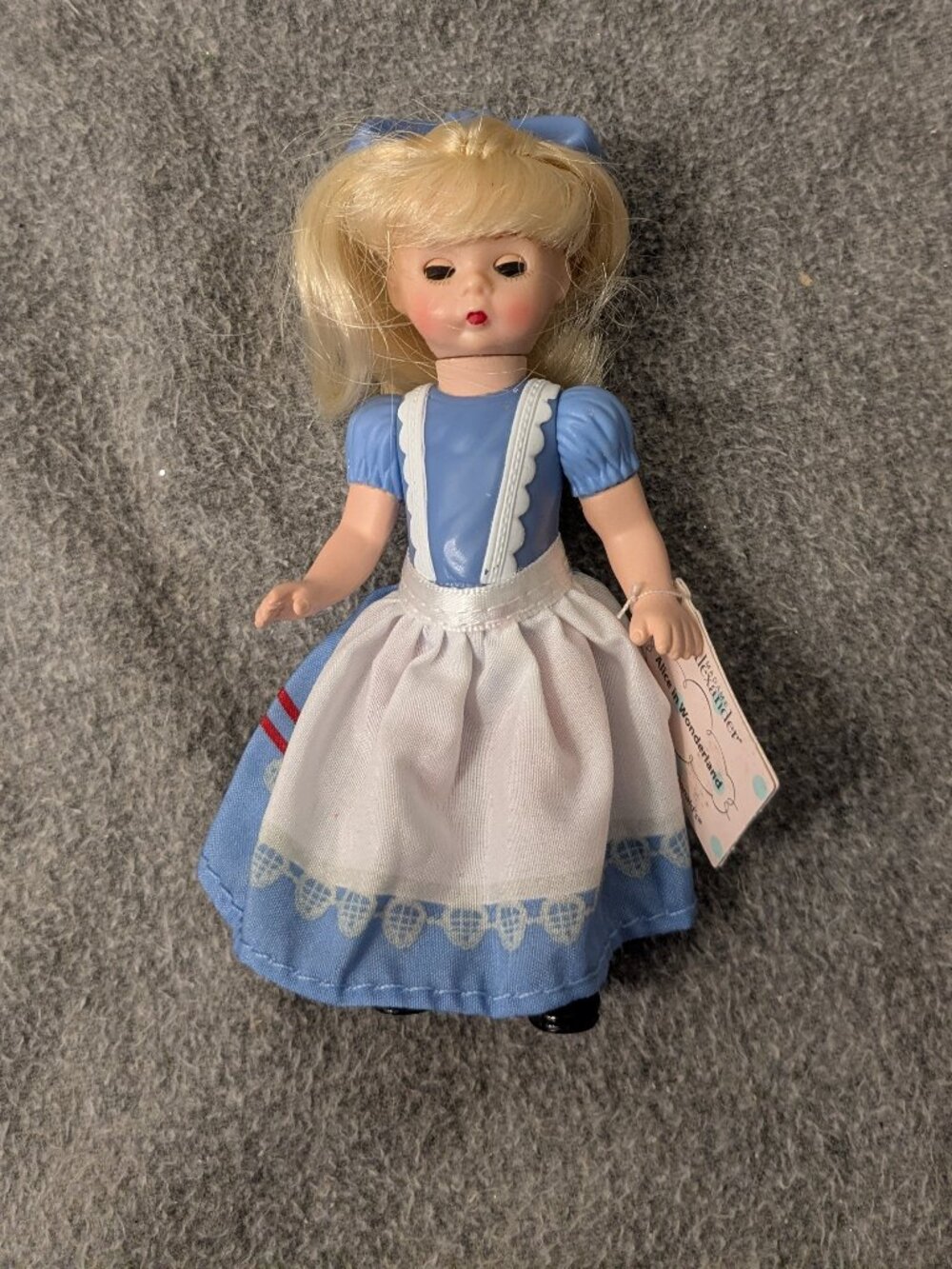 McDonald's Madam Alexander 2010 Alice in Wonderland #1 Doll